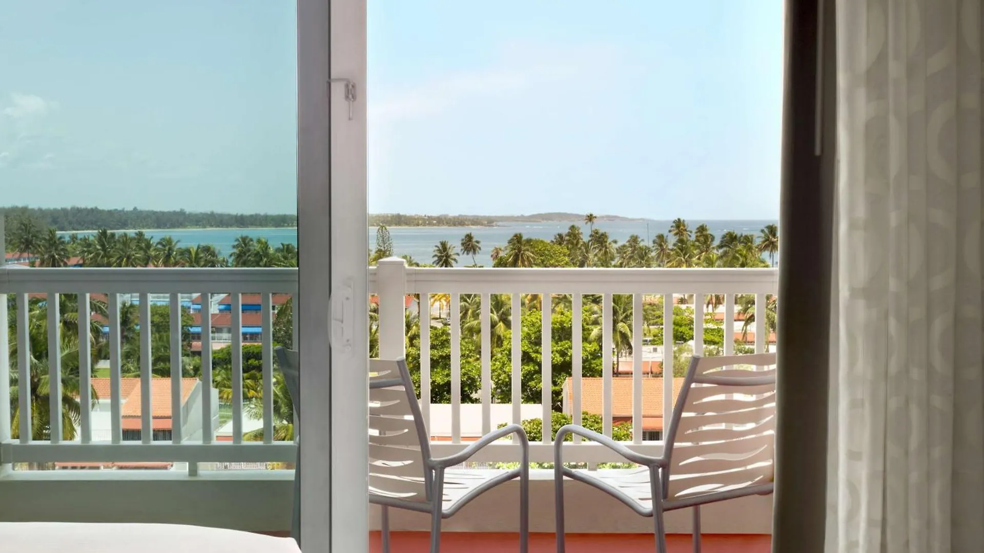 Embassy Suites By Hilton Dorado Del Mar Beach Resort