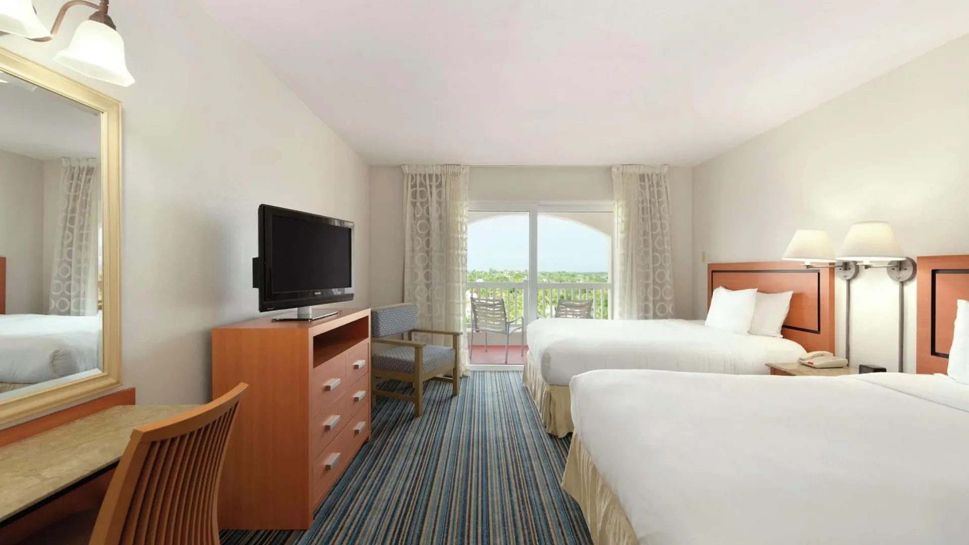 Embassy Suites By Hilton Dorado Del Mar Beach Resort